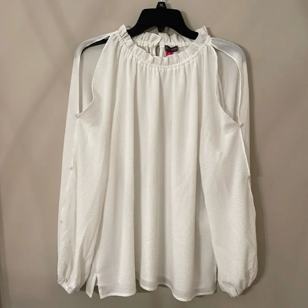 Vince Camuto Gauze Cold Shoulder Blouse Size Medium New with Tags